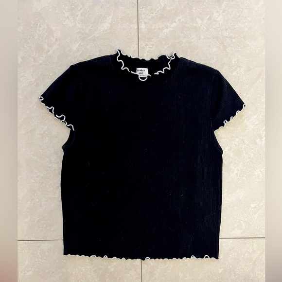 Ariztia Black Top - Picture 1 of 3